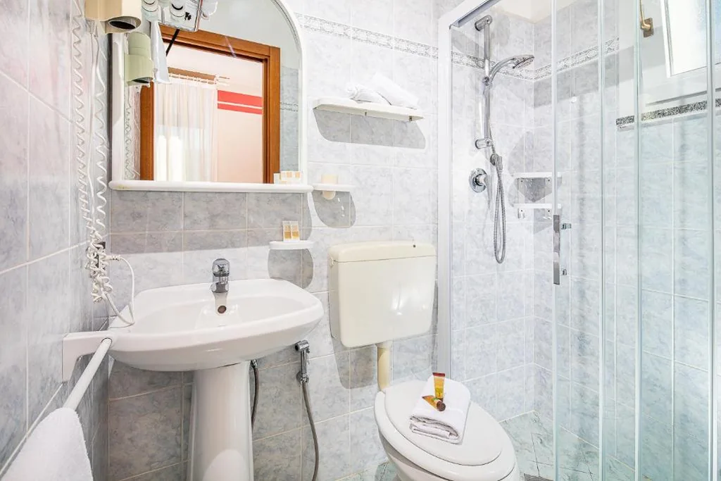 Double Room — Hotel Orchidea