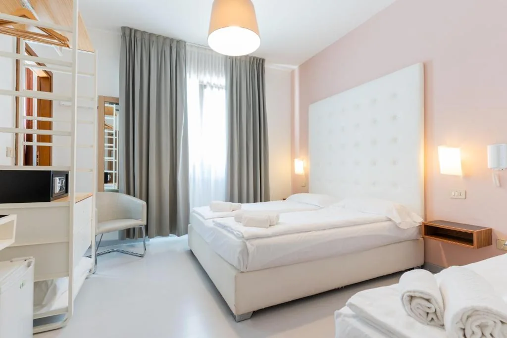 Camera Matrimoniale — Hotel Regina