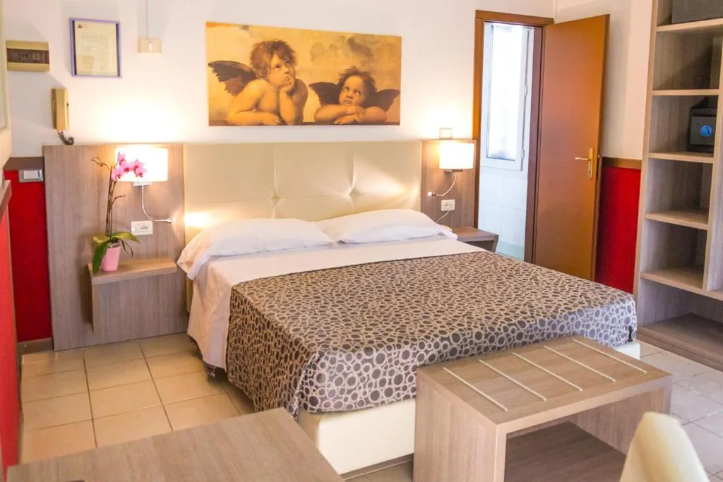 Camera Matrimoniale — Hotel Roma
