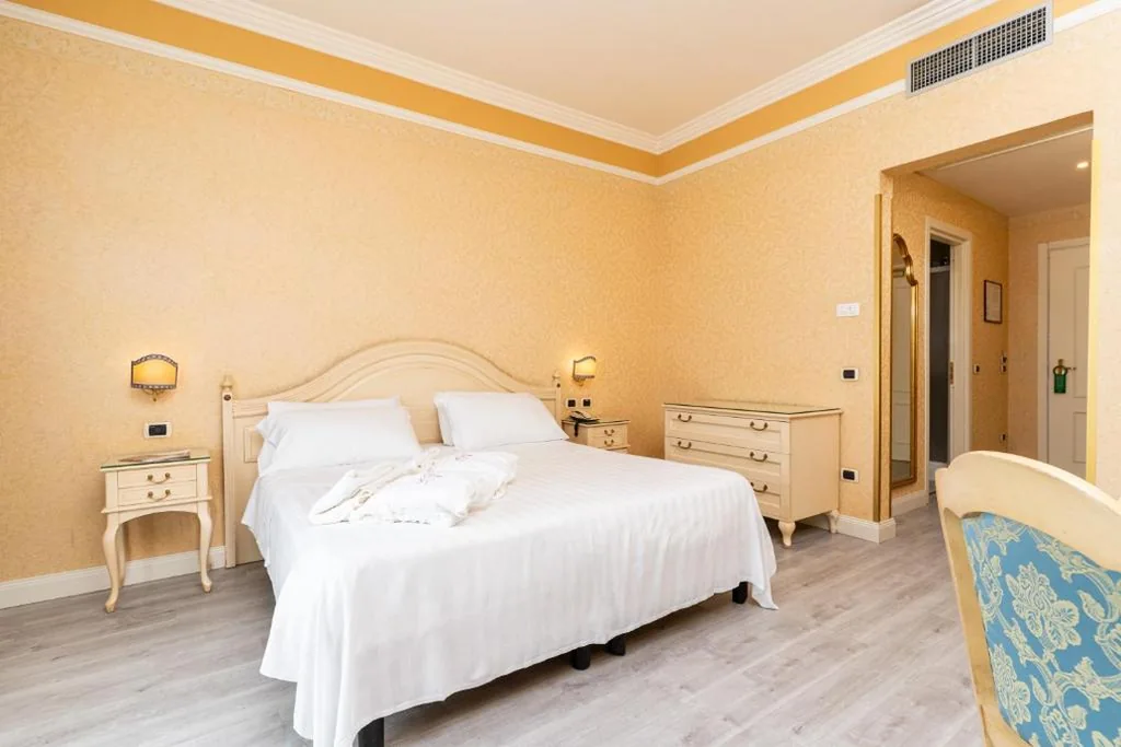 Camera Matrimoniale — Hotel Terme Helvetia
