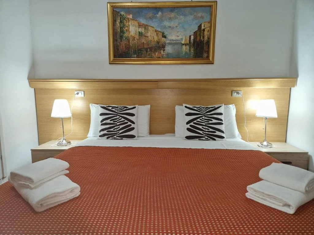 Camera Matrimoniale — Hotel Tito