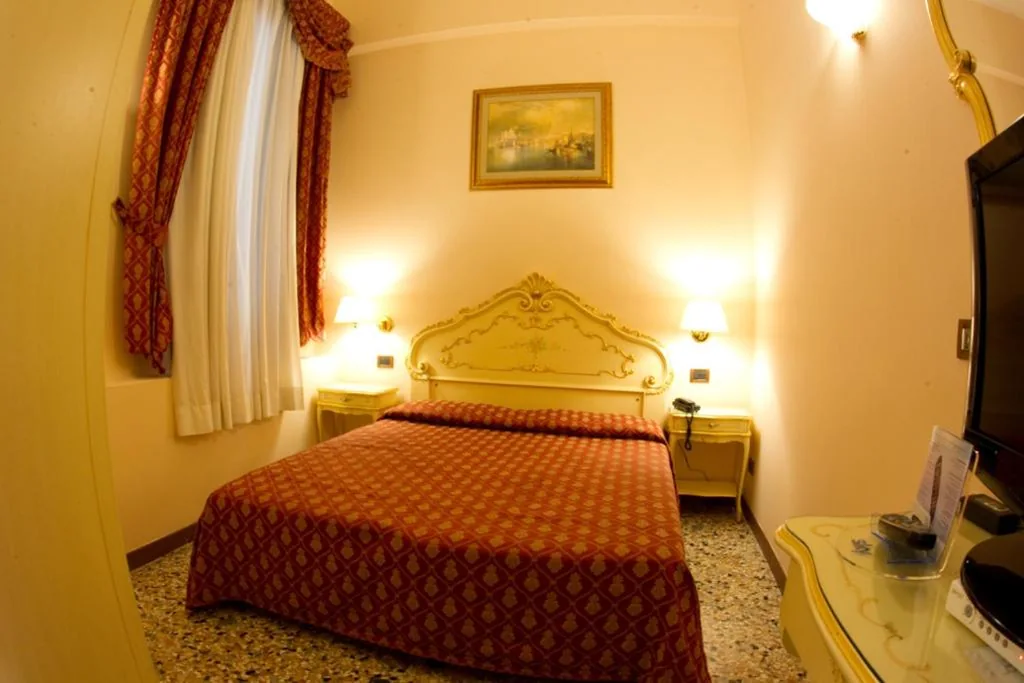 Double Room — Locanda Poste Vecie