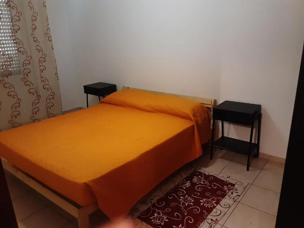 Double Room — Locazione Menini – Camere zona stazione