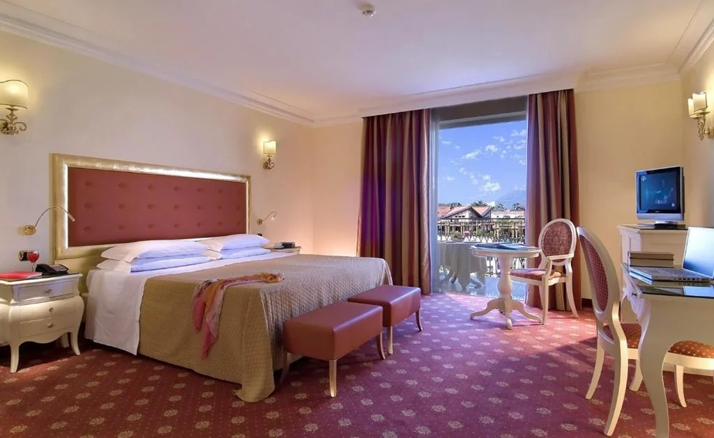 Camera Matrimoniale o Doppia con Letti Singoli e Balcone Vista Giardino — Hotel Terme All’Alba