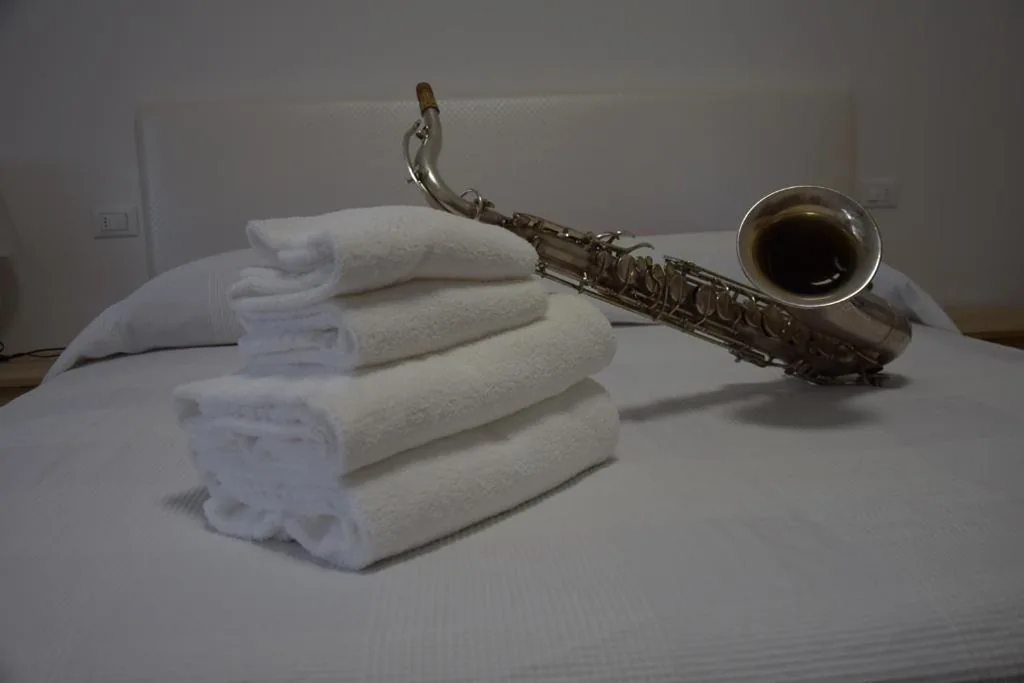 Double Room — Ottavanota