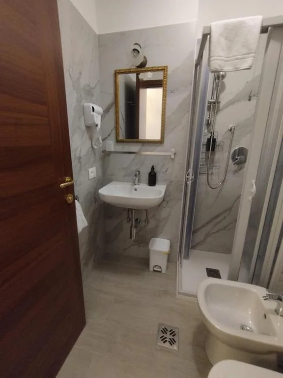 Small Double Room — Alloggi SS Giovanni e Paolo