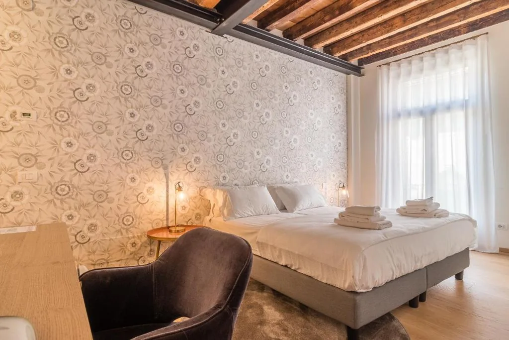 Small Double Room — Blooms Botanical Rooms