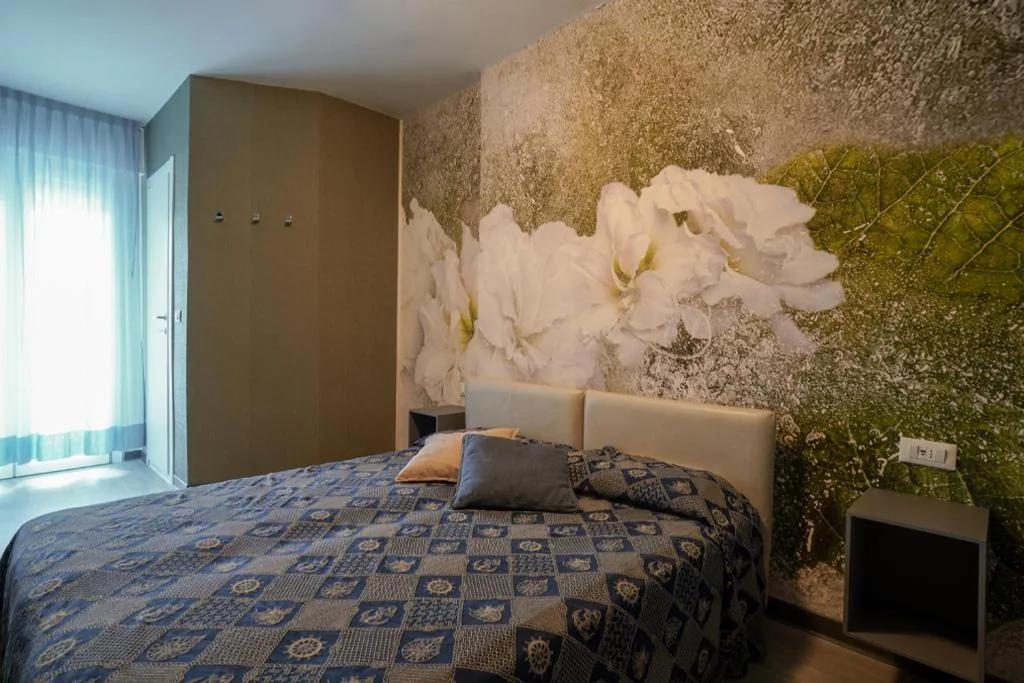 Camera Matrimoniale Piccola — Hotel Alemagna B&B Lido del Sole Pet Friendly