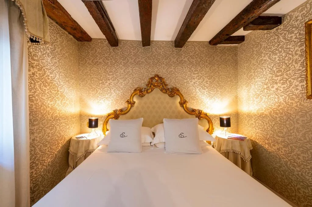 Small Double Room — Hotel Antico Doge – a Member of Elizabeth Hotel Group