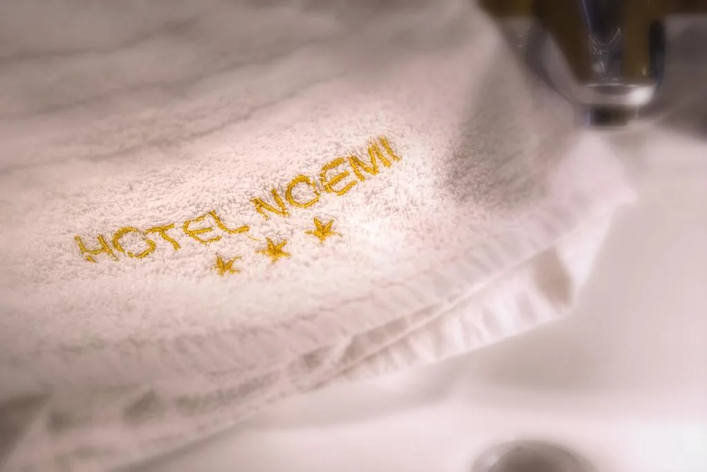 Camera Matrimoniale Piccola — Hotel Noemi
