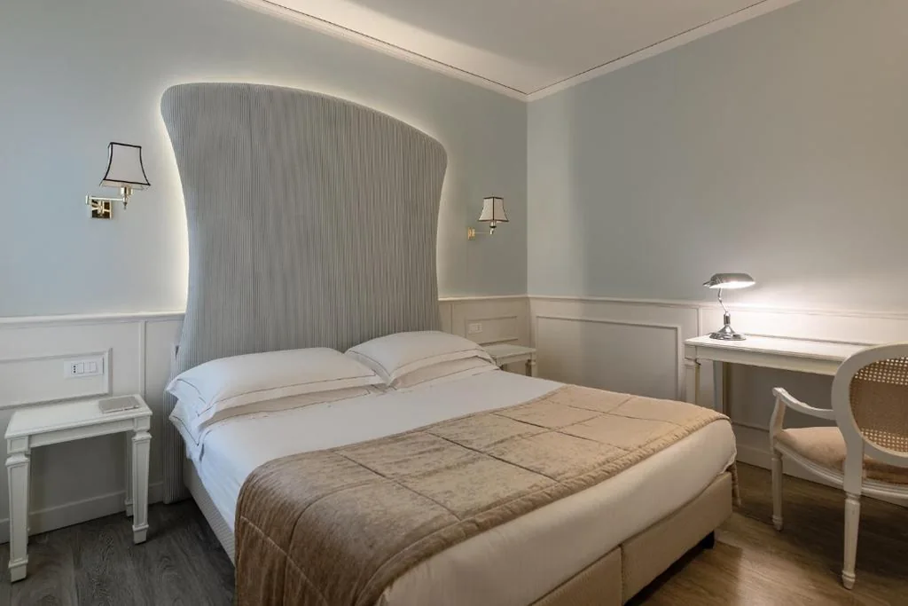 Small Double Room — Hotel San Luca