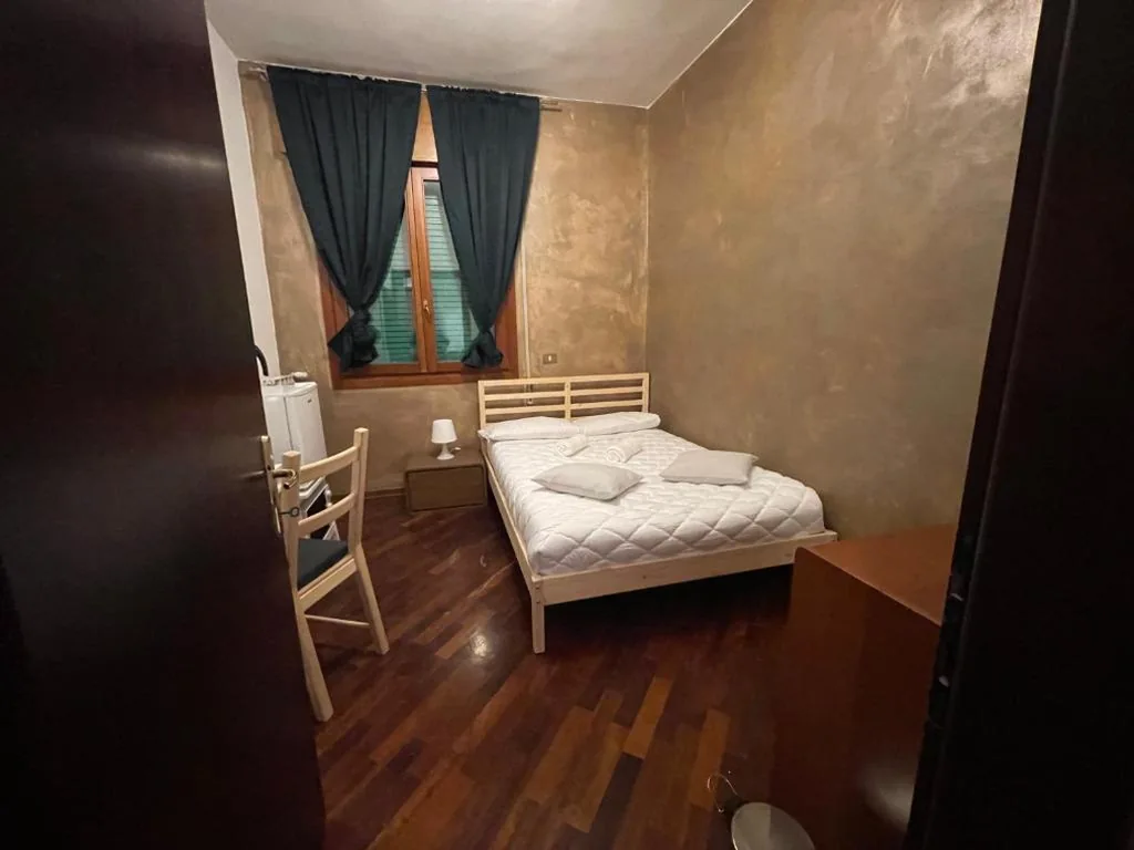 Small Double Room — S Marco Apartments – Urban Boutique & Venice Link