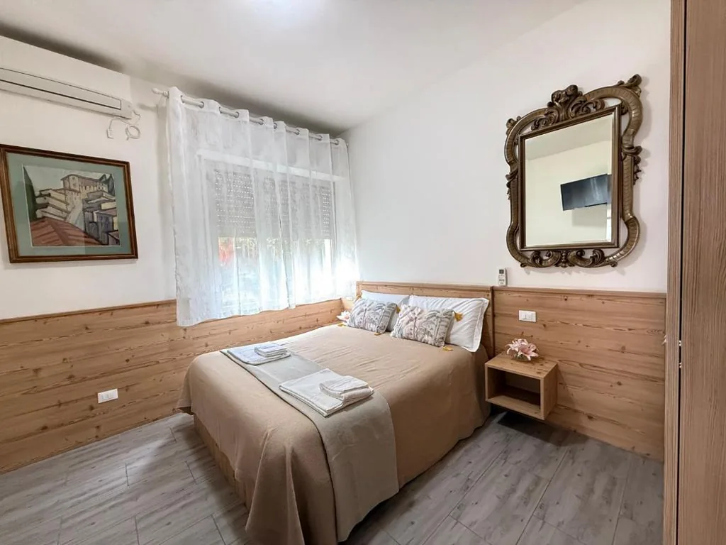 Camera Matrimoniale — Pirandello Rooms