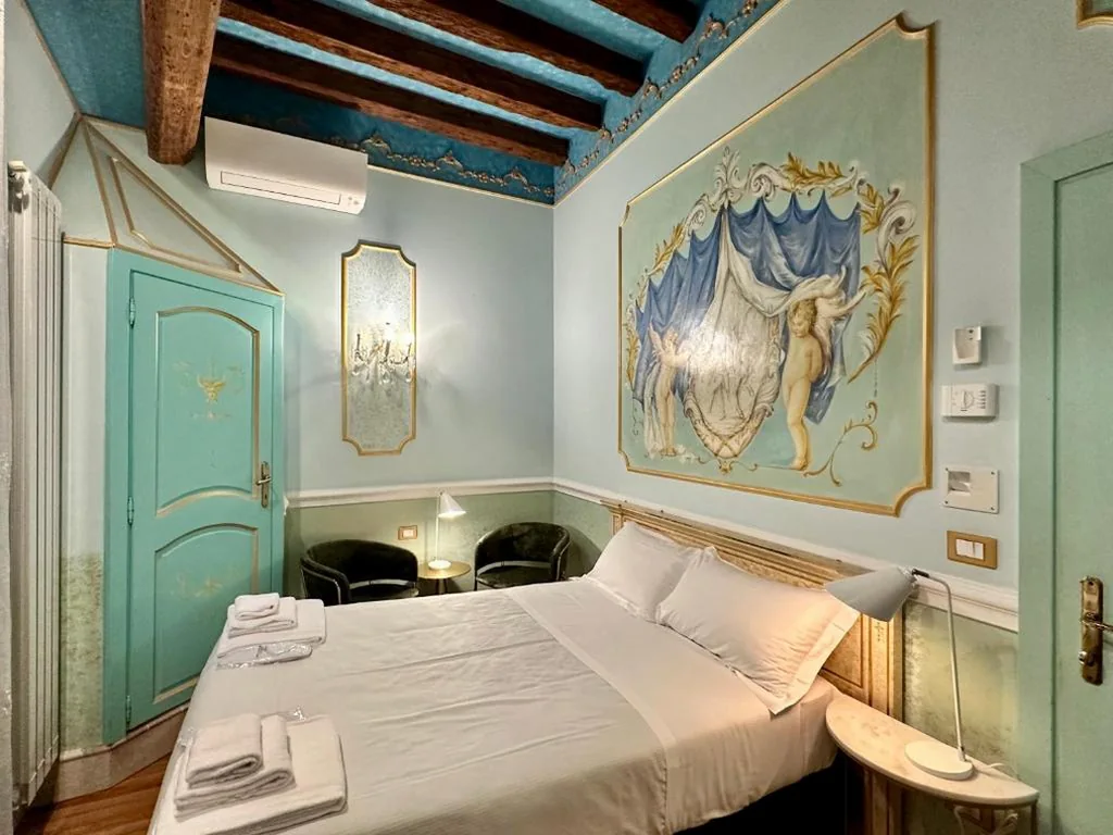 Camera Matrimoniale Queen — Casa Alla Fenice