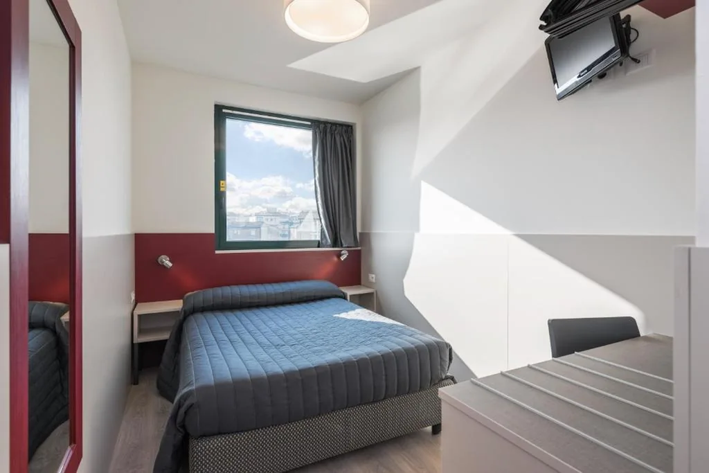 Camera Matrimoniale Small con Letto alla Francese — Hotel Porta Palio