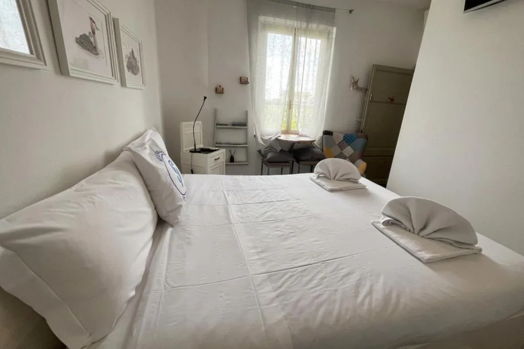 Standard Double Room — Casa Porto Vecchio