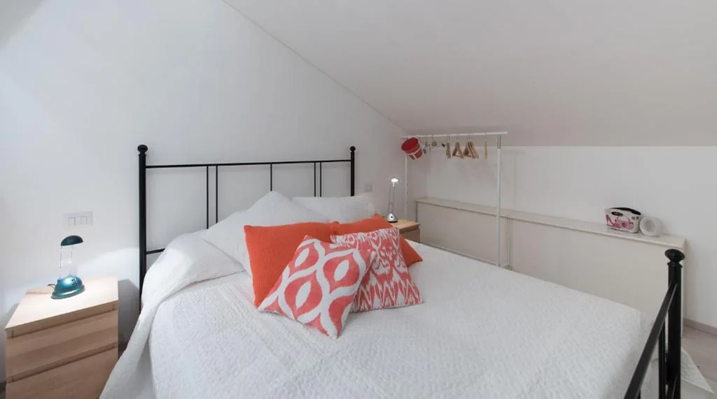 Standard Double Room with En-Suite Bathroom — Dafne B&B