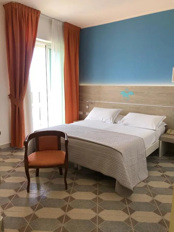 Camera Matrimoniale Standard — Hotel Capri 3 Stelle SUPERIOR