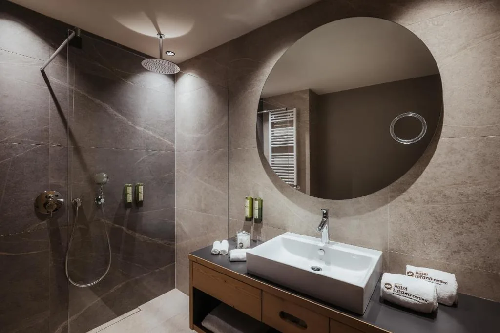 Standard Double Room — Hotel Tofana Cortina
