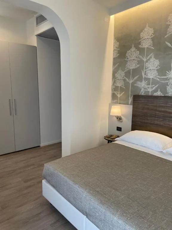 Camera Matrimoniale Standard — Hotel Tritone