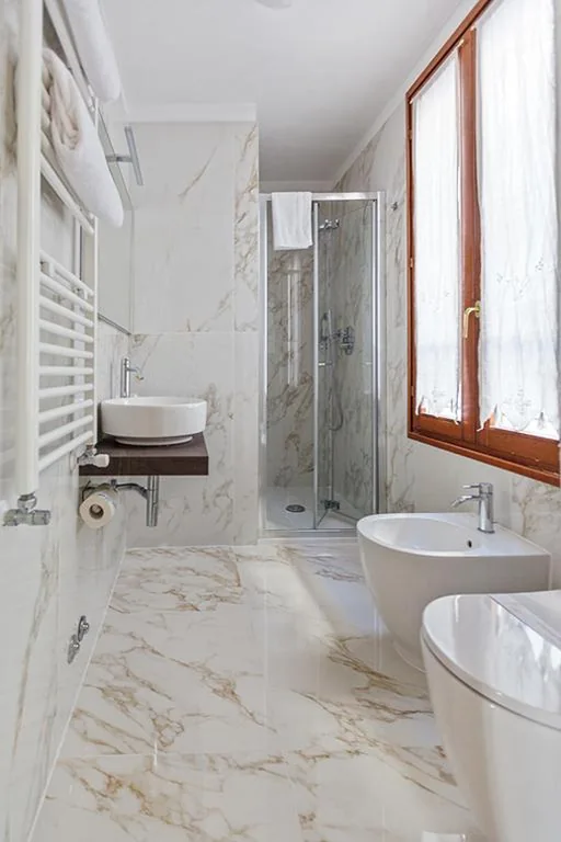 Camera Matrimoniale Standard — Locanda Correr