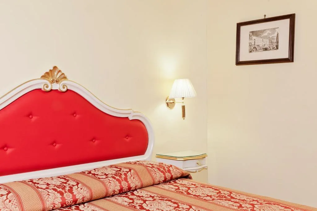 Standard Double Room — San Lio Tourist House