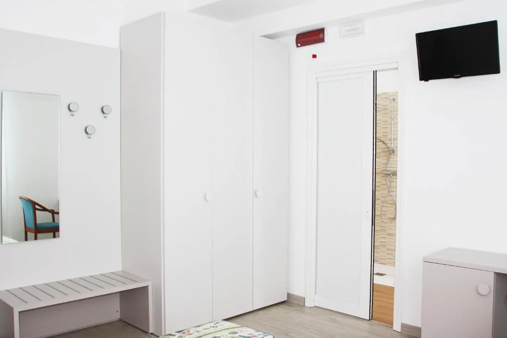 Standard Double Room — Villa Serena