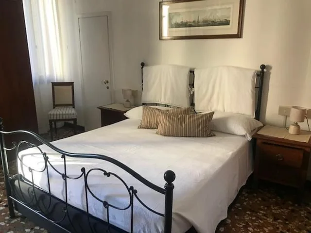 Superior Double Room — B&B Al Teatro with canal view