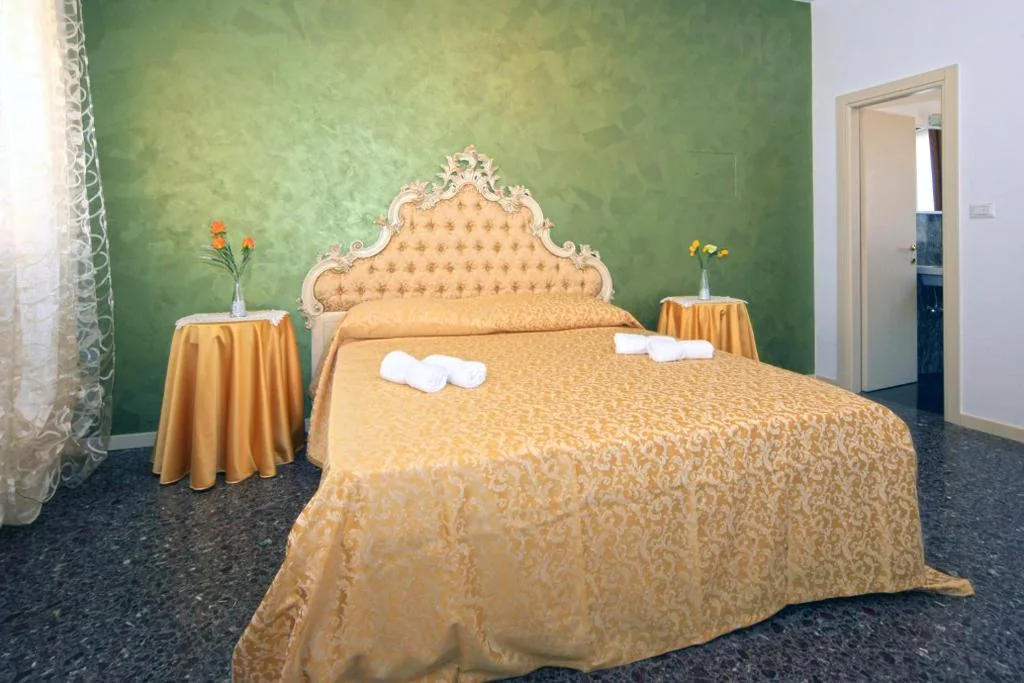 Superior Double Room — B&B Rialto Dream