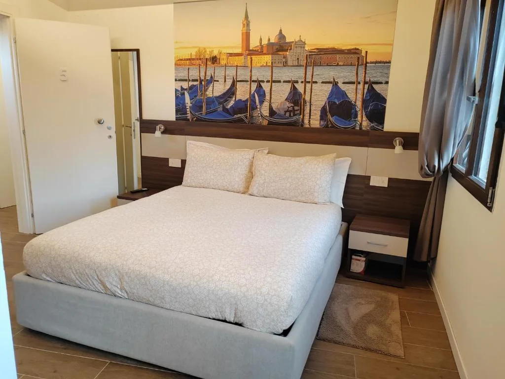 Superior Double Room — Casa sulla Laguna CASTELLO
