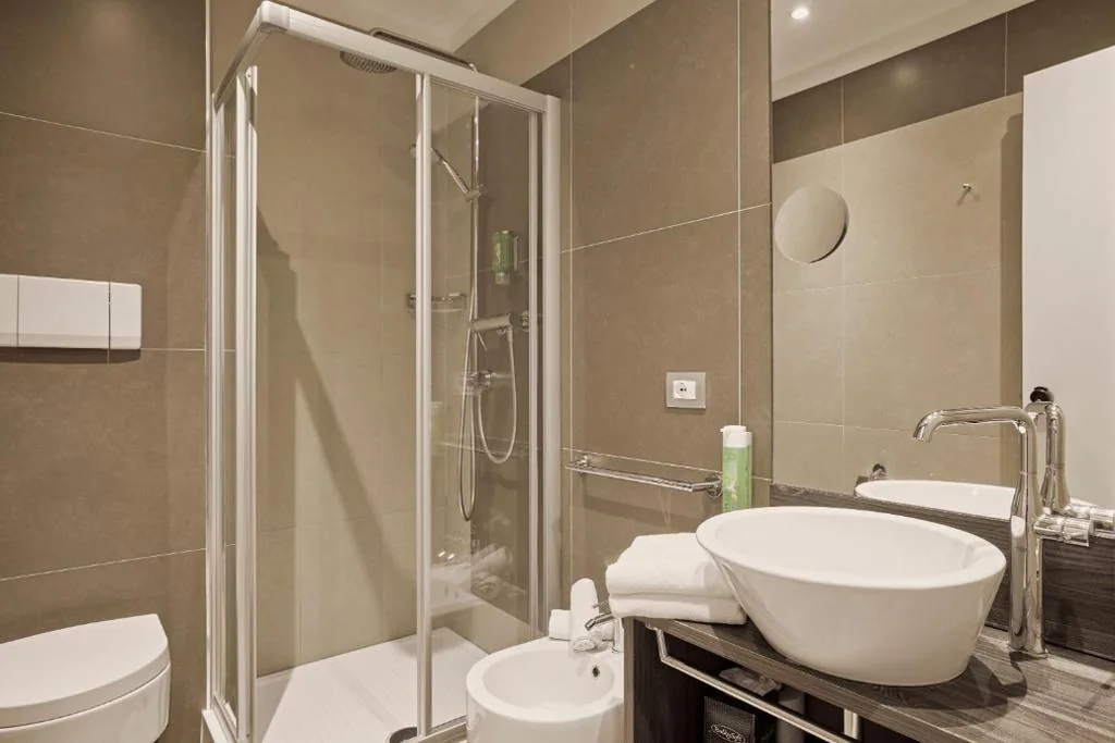 Superior Double Room with Balcony — Hotel Le Mura