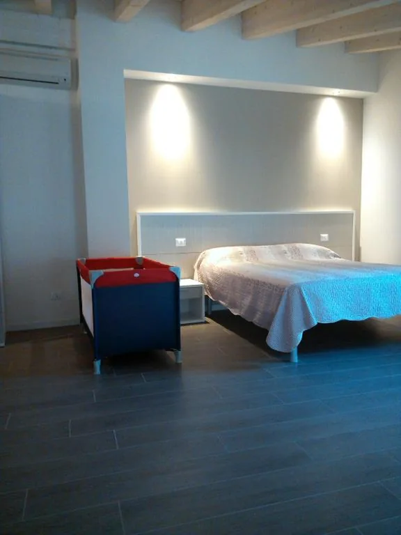 Superior Attic Double Room with Balcony — B&B Agorà