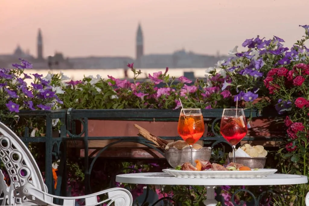 Camera Matrimoniale Superior con Terrazza e Vista San Marco — Hotel Riviera Venezia Lido