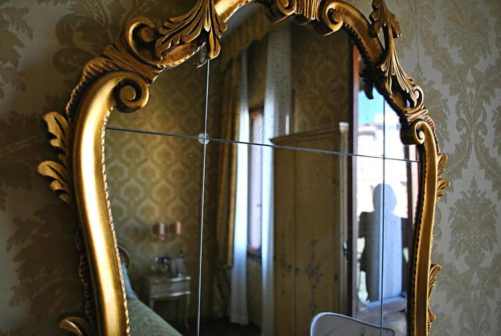 Camera Matrimoniale Superior con Vista Canal Grande — Hotel Carlton On The Grand Canal