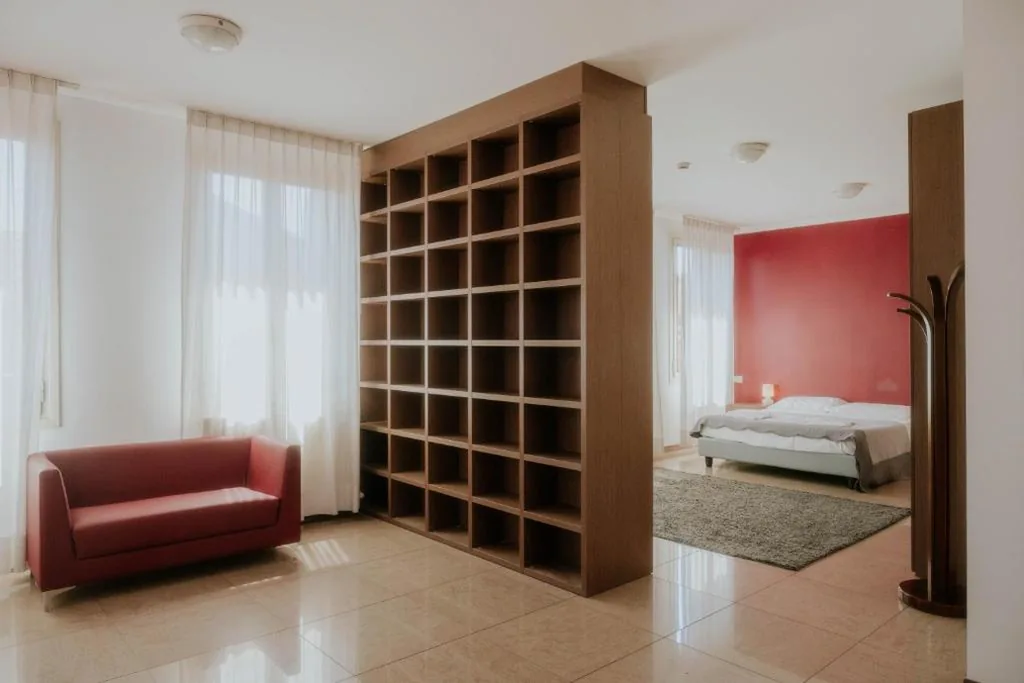 Superior Double Room with View — Casa Accademia