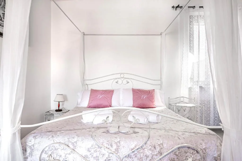 Superior Double Room with City View — Residenza Bra Verona