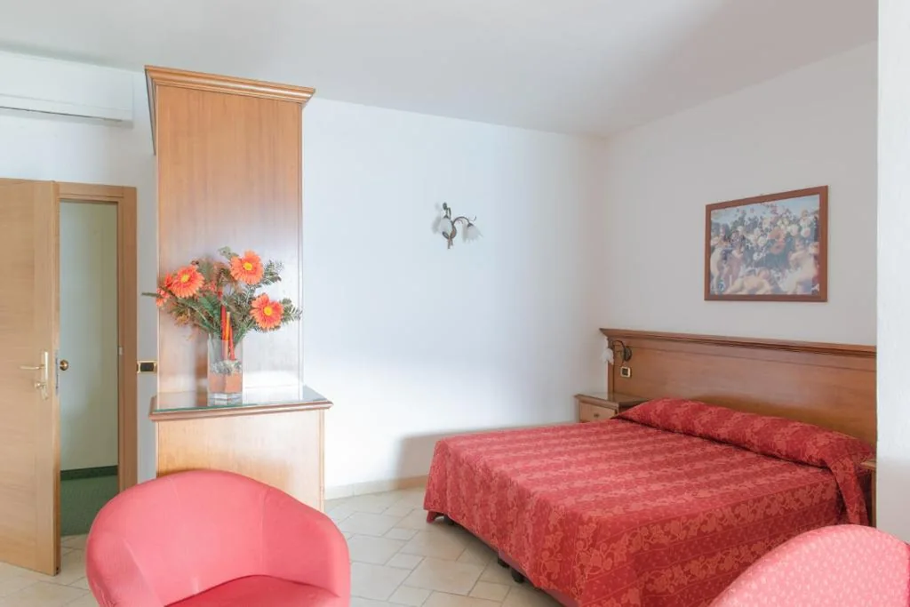 Superior Double Room with Lake View — Village Hotel Lucia