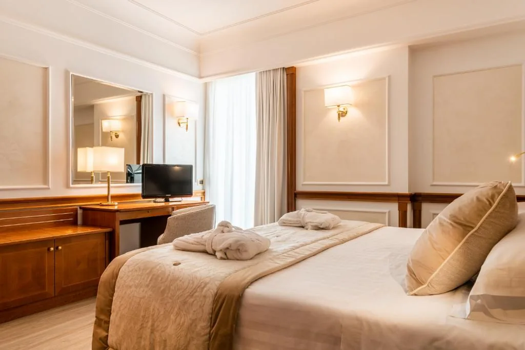 Superior Double Room — Grand Hotel Terme & Spa