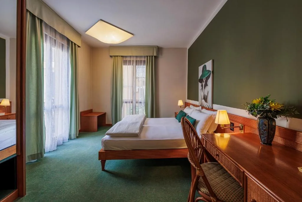 Superior Double Room — Hotel alla Grotta