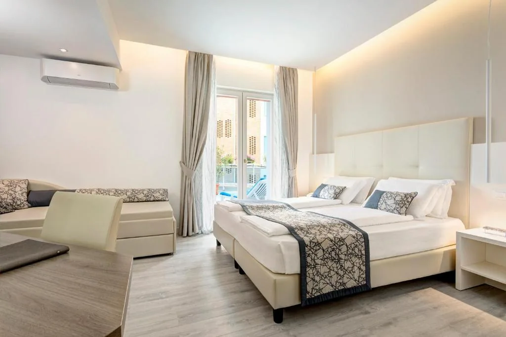 Camera Matrimoniale Superior — Hotel Cavalieri Palace & Suites