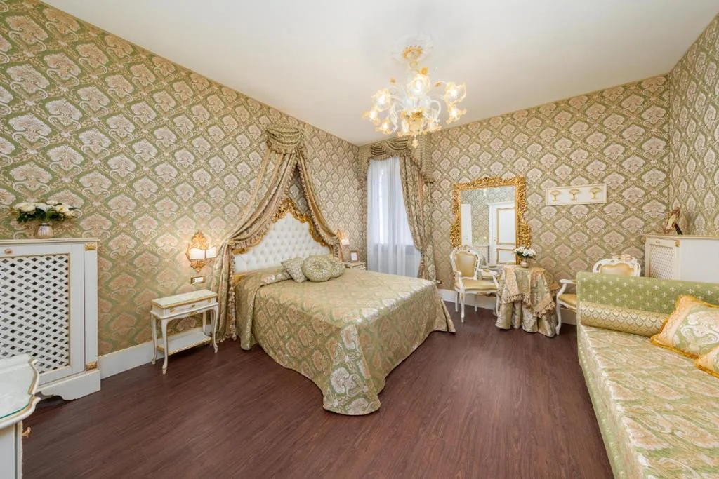 Camera Matrimoniale Superior — La Veneziana Boutique Rooms