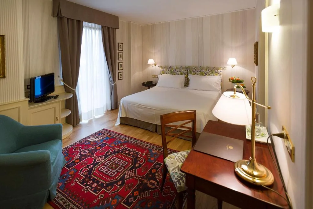 Superior Double Room — Regina Adelaide Hotel & SPA