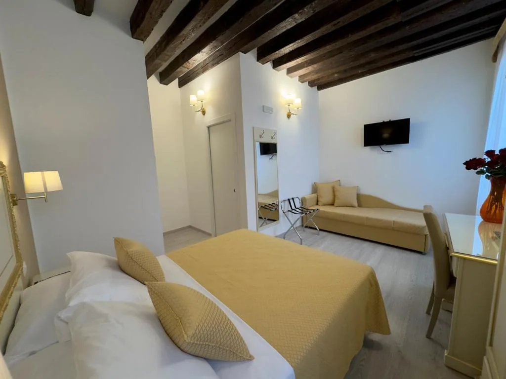 Superior Double Room — Residenza Briati