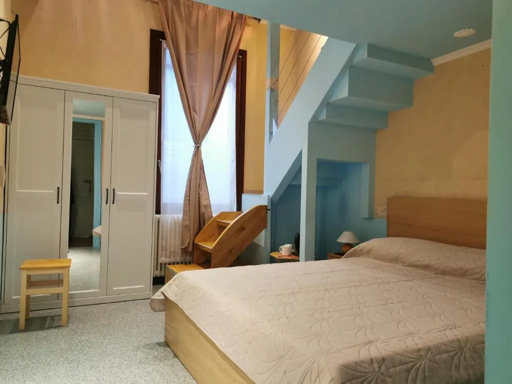 Camera Matrimoniale Superior su 2 Livelli — Venice Dose Suite