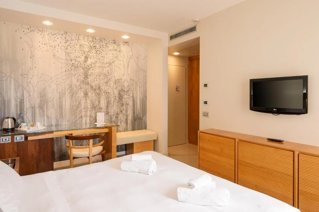 Superior Double Room — The Ziba Hotel & Spa