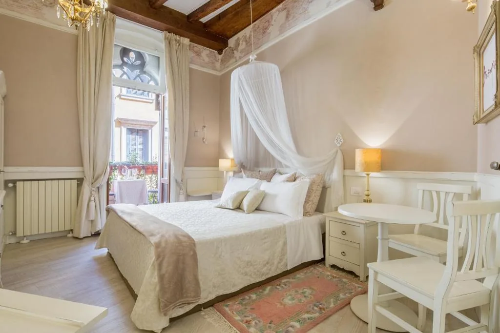 Superior Double Room — Vecchia Verona Rooms & Apartments