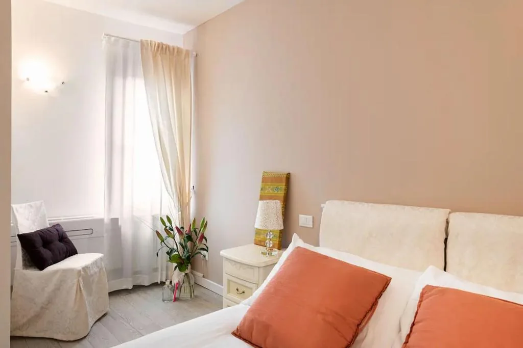 Double Room — Venice Ivory room