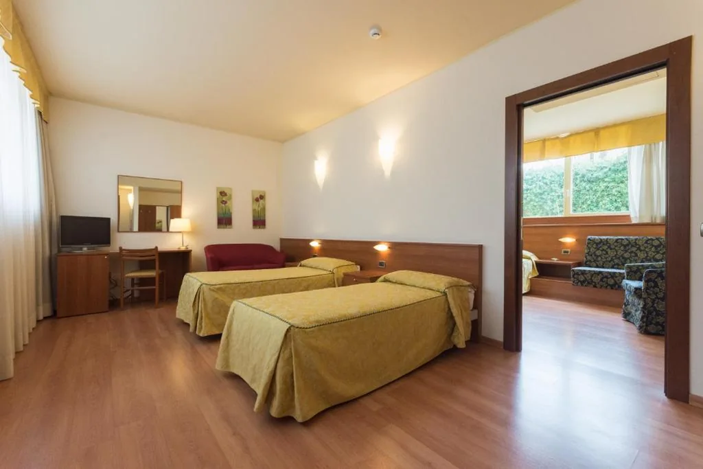 Camera per 5 Persone — Hotel Doge