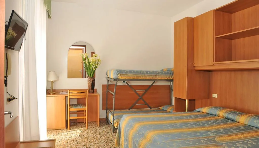 Camera Quadrupla Classic — Albergo Santa Margherita