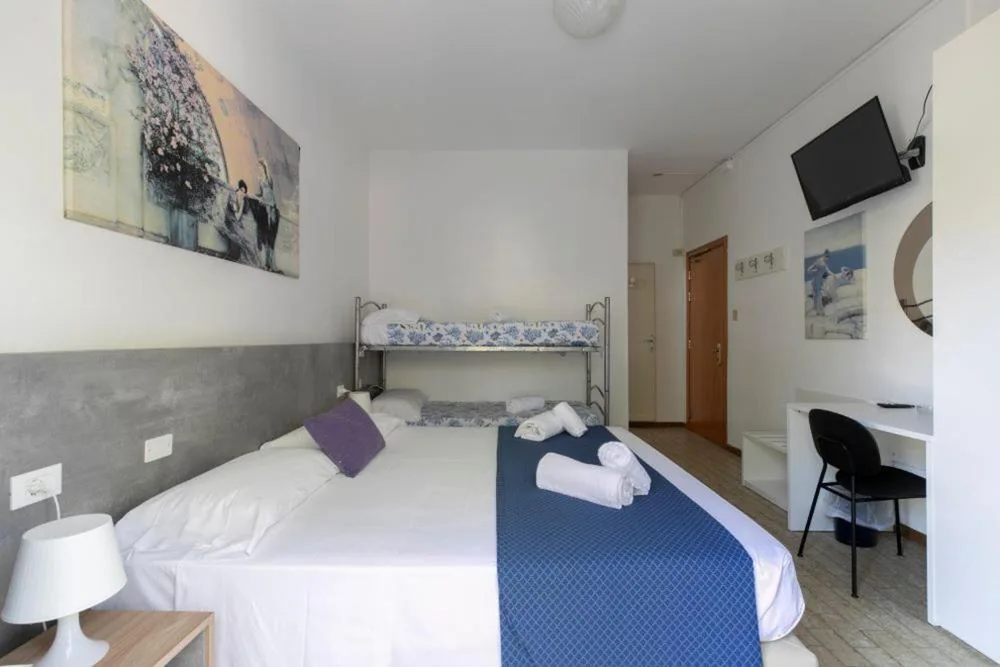 Camera Quadrupla Classic — Hotel Danieli